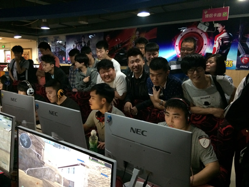 让他在接发 让他在接发